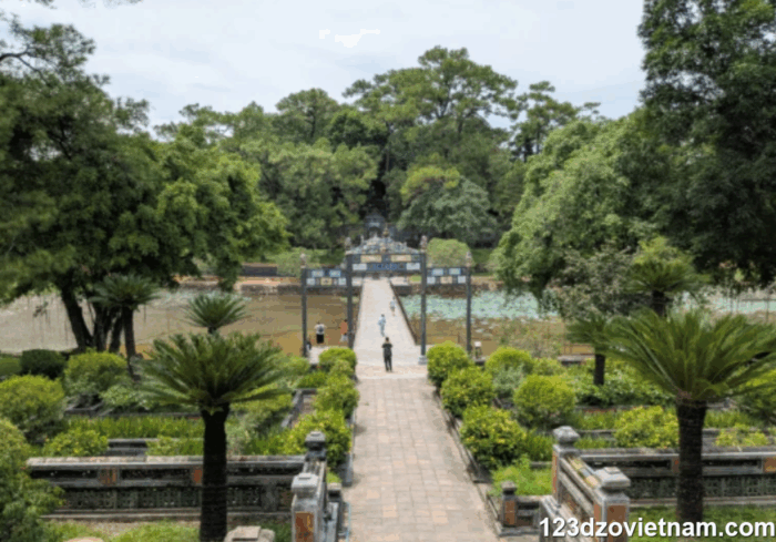 Peace of Minh Mang Tomb