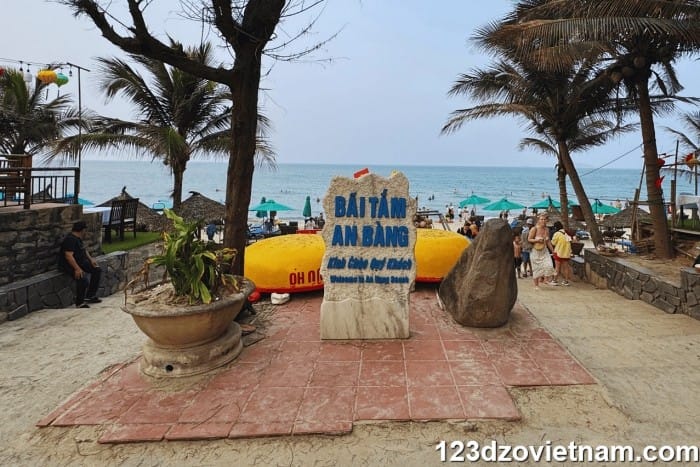 an bang beach hoi an vietnam beach entrance