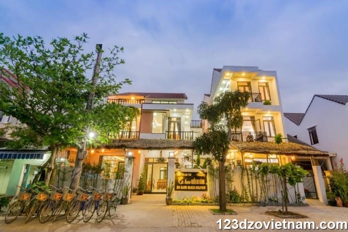 an bang beach hoi an vietnam dolphin homestay