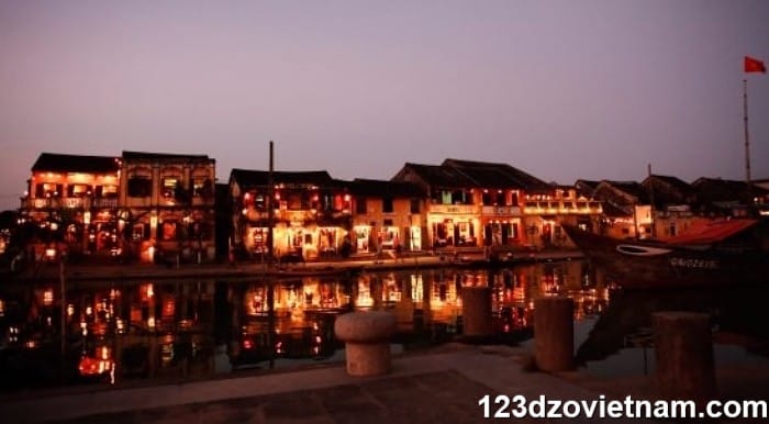 an bang beach hoi an vietnam night time