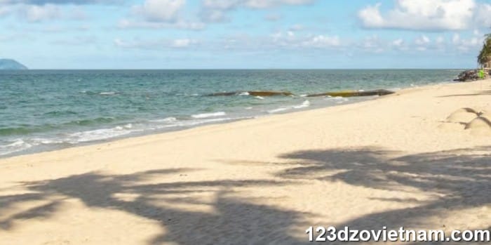 an bang beach hoi an vietnam tourism