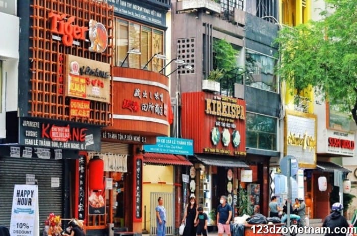 japanese-town-03.jpg