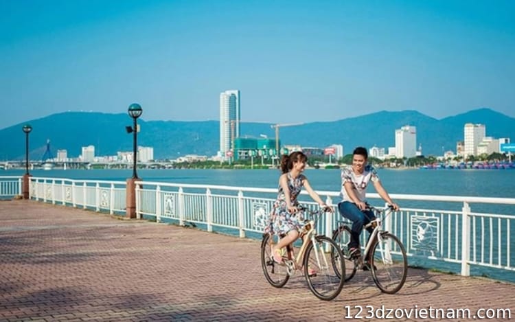 Important notes when you rent a bike in Da Nang