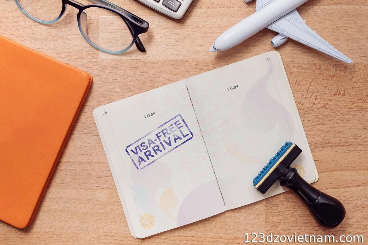 Unilateral visa exemption for 12 countries (45 days)