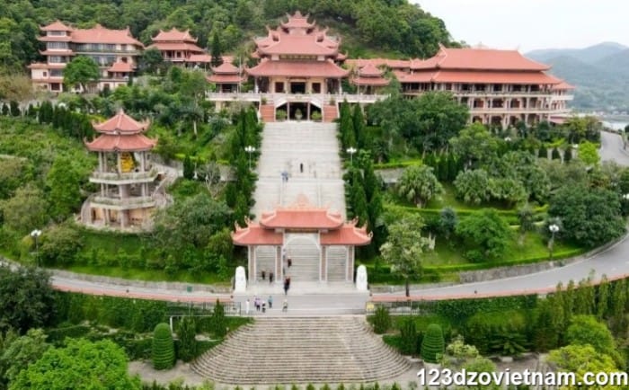 cai-bau-pagoda