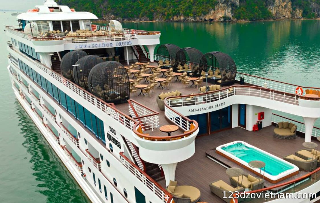 The most popular type of boat in Ha Long Bay.