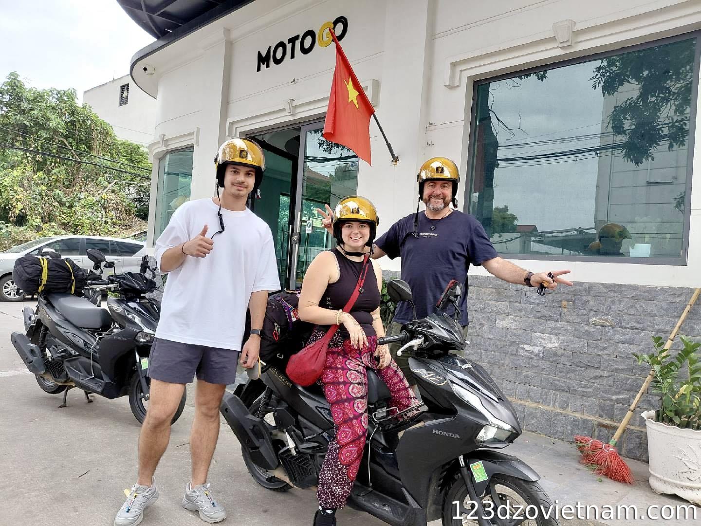 MOTOGO| 1081 Hong Ha Street, Hoan Kiem District