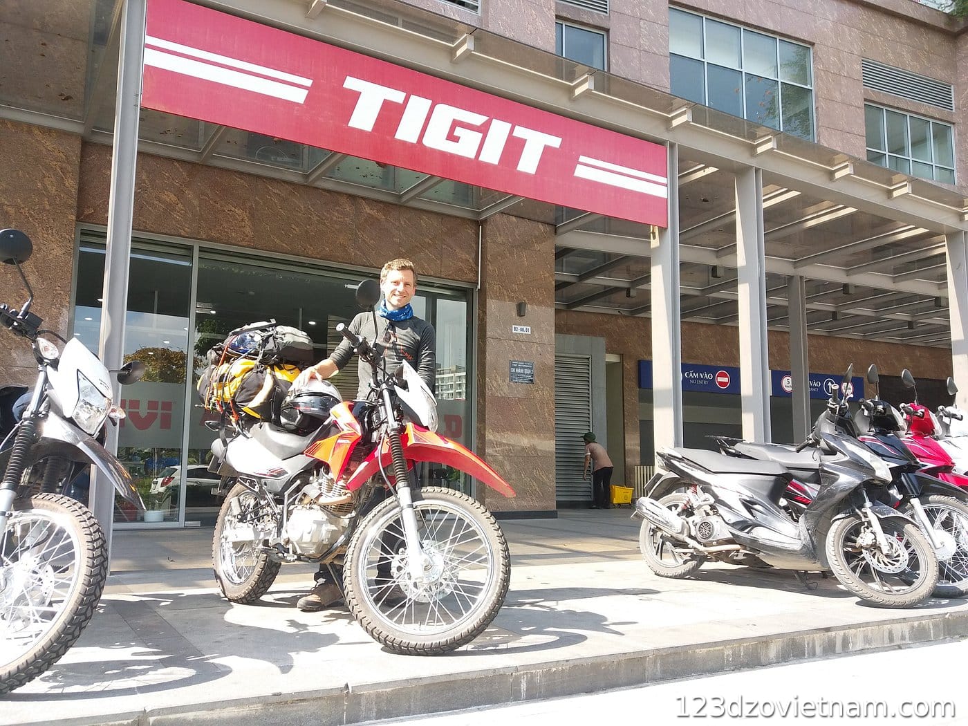 Tigit Motorbikes | 91 Au Co Street, Tay Ho Distric