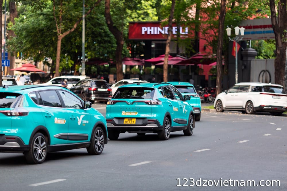 Why is Xanh SM considered the cheapest taxi app in Vietnam?