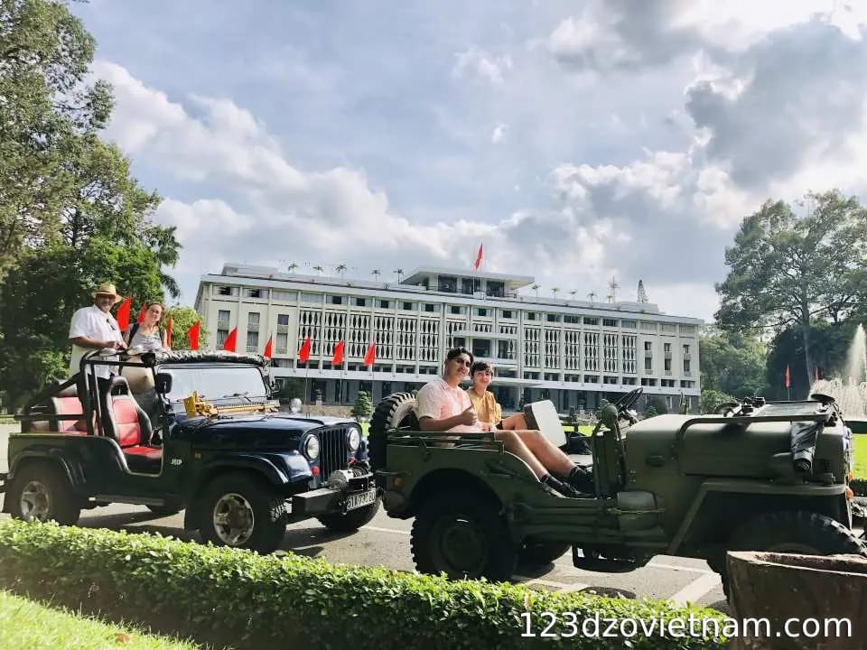Detailed tour itinerary