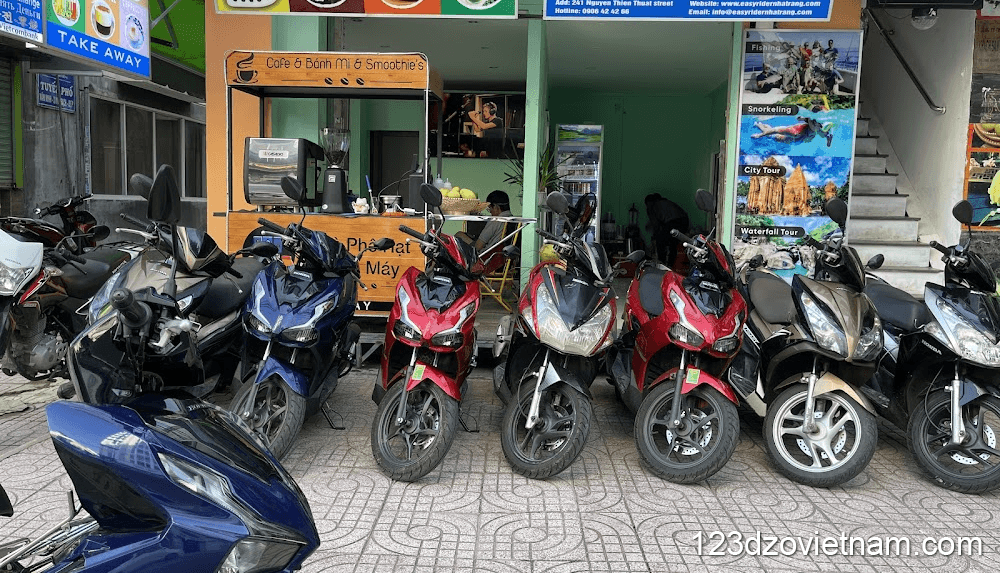 True Friend Easy Rider | 60 Nguyen Thien Thuat Street