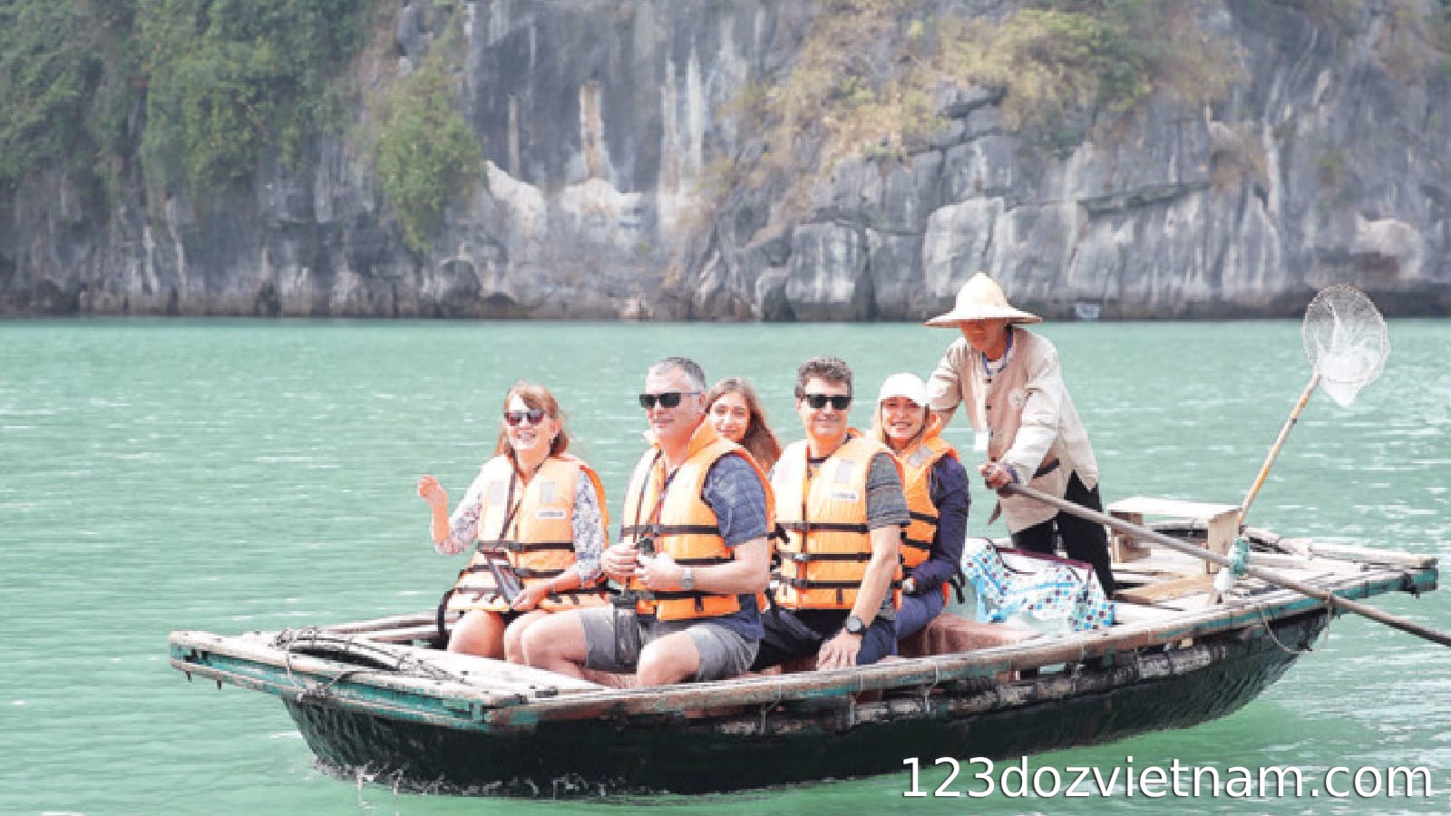 Note when traveling to Ha Long for tourists