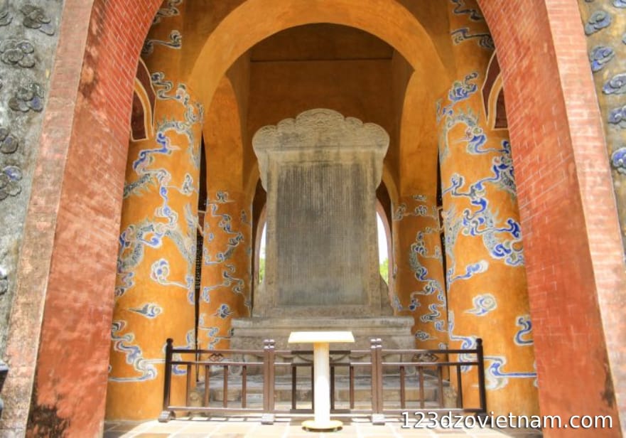 Stele Pavilion area