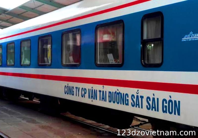 Advantages and disadvantages of Vietnam train from Hanoi to Ho Chi Minh City