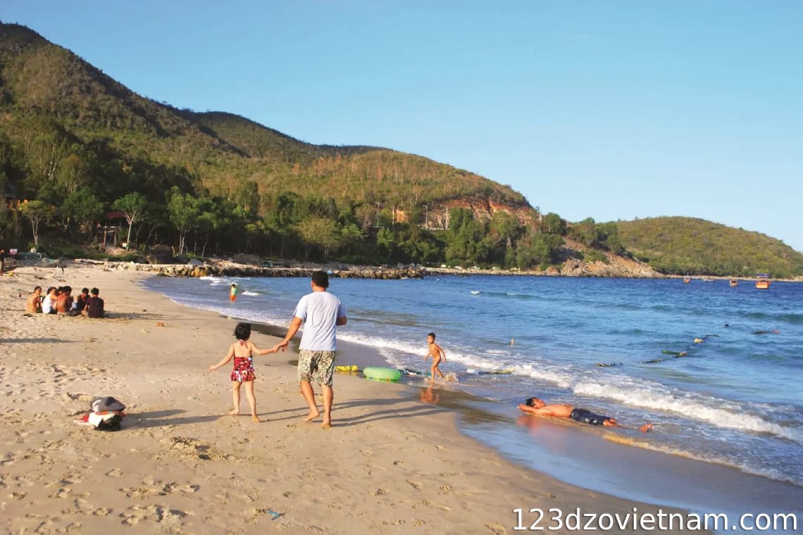 Bai Dai Beach, Cam Ranh