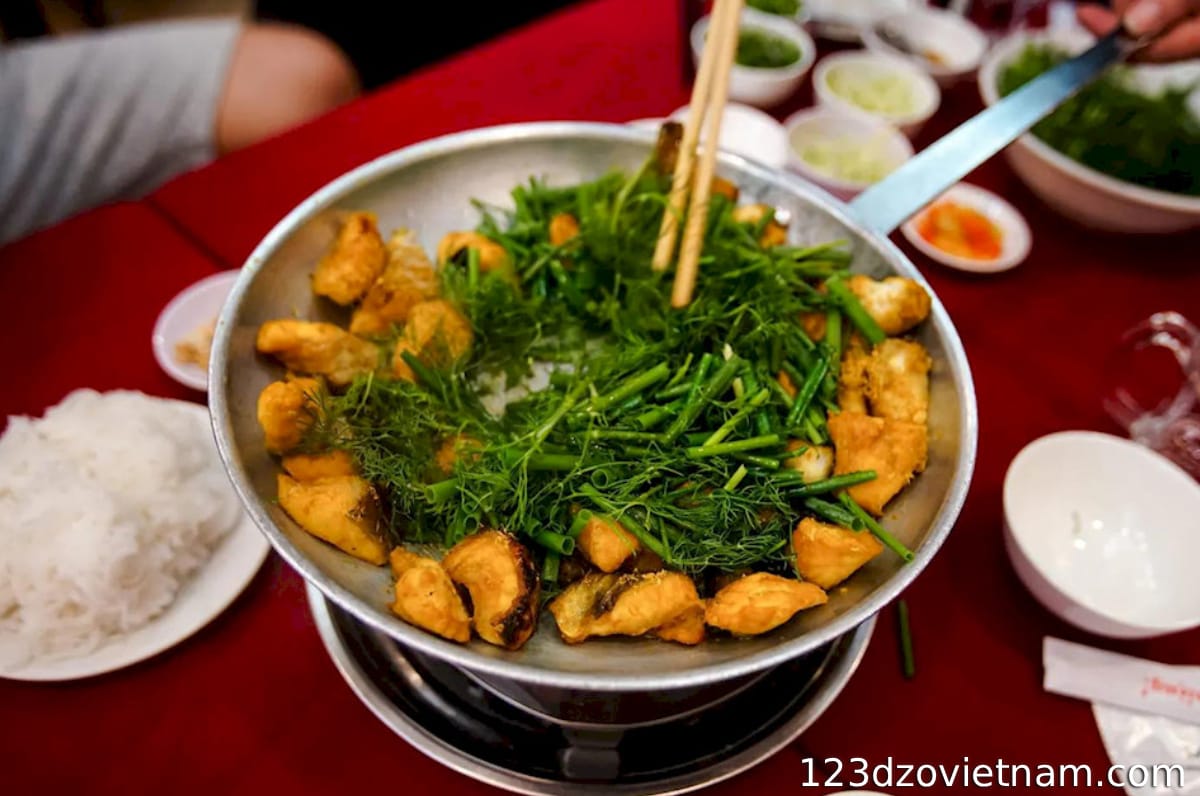 Enjoy La Vong Fish Cake