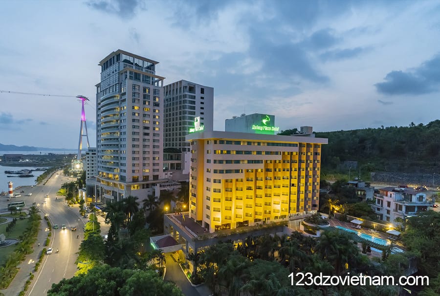 Ha Long Plaza Hotel | Bayfront
