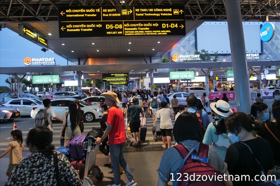 Exit from the international terminal