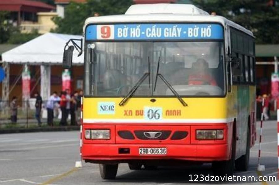 Bus to Ho Chi Minh Mausoleum