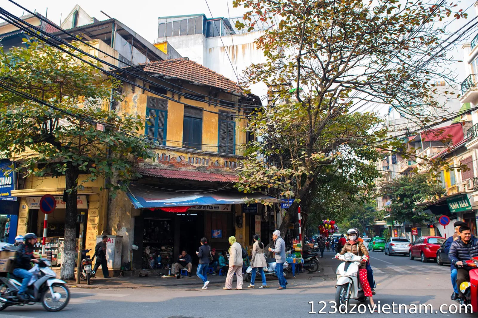 Motorcycle rental in Hanoi