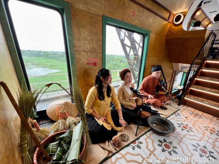 differences-between-the-5-gate-trains-in-hanoi (1)