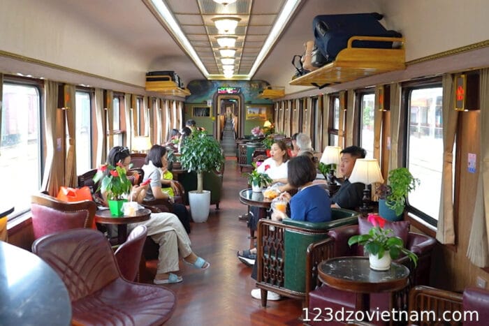 experience-with-the-hoa-phuong-do-train-upgraded-service