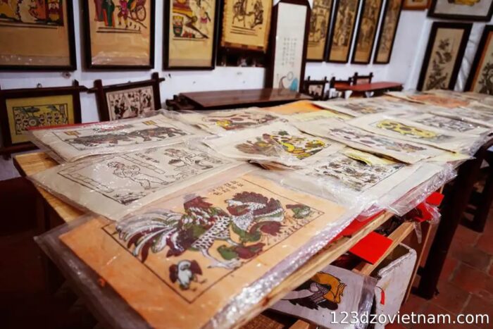 explore-dong-ho-painting-village