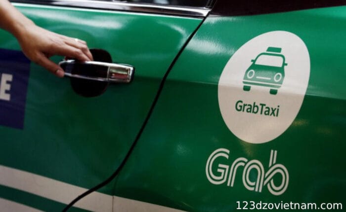 Impersonated green coloured Grab taxi and cancelling trips