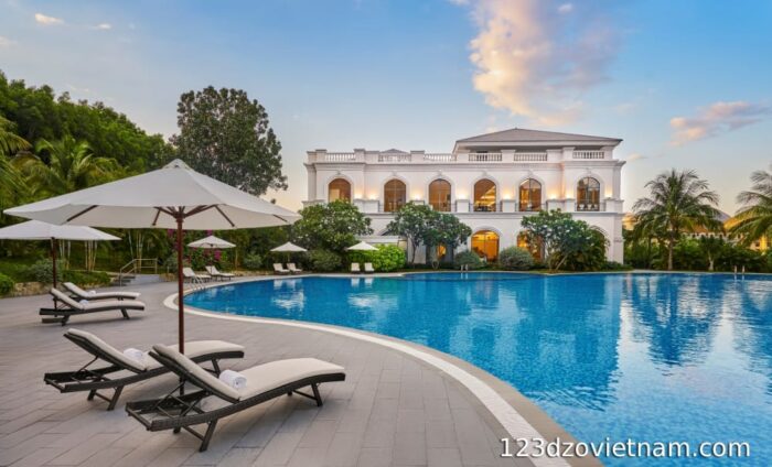 Nha Trang Marriott Resort & Spa private villa swimming pool