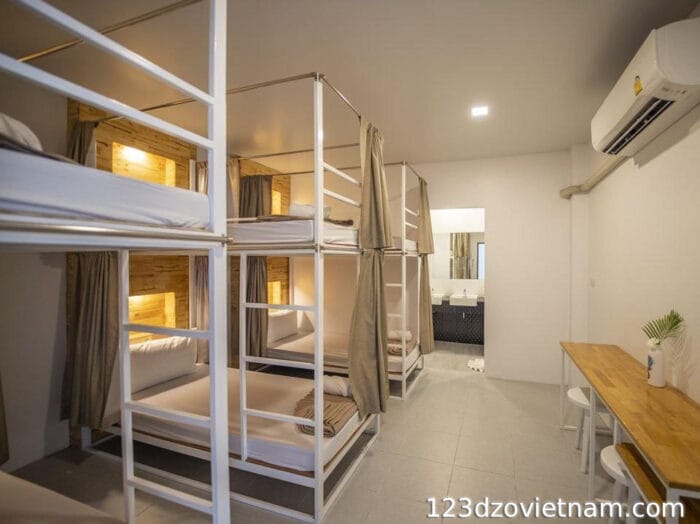 Hostels with bunk beds for budget travelling through Vietnam